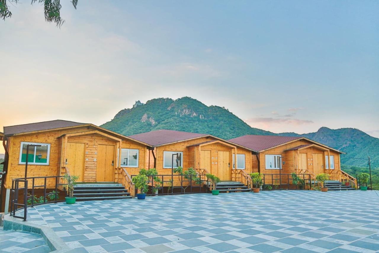 Bamboo Saa Resort & Spa - Ουνταϊπούρ Εξωτερικό φωτογραφία