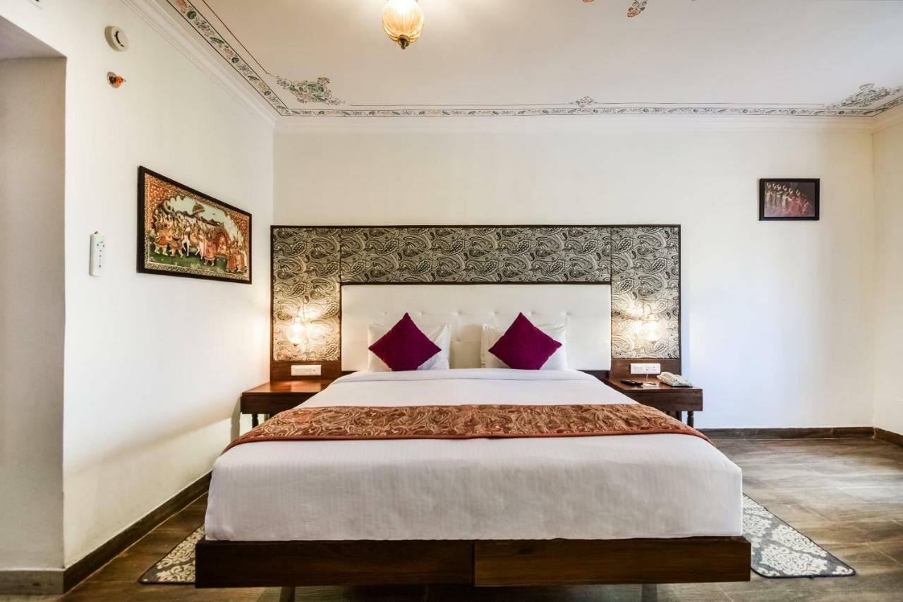 Bamboo Saa Resort & Spa - Ουνταϊπούρ Εξωτερικό φωτογραφία
