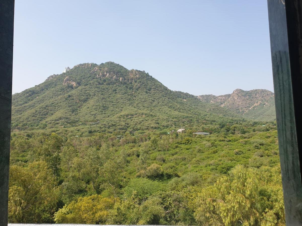 Bamboo Saa Resort & Spa - Ουνταϊπούρ Εξωτερικό φωτογραφία